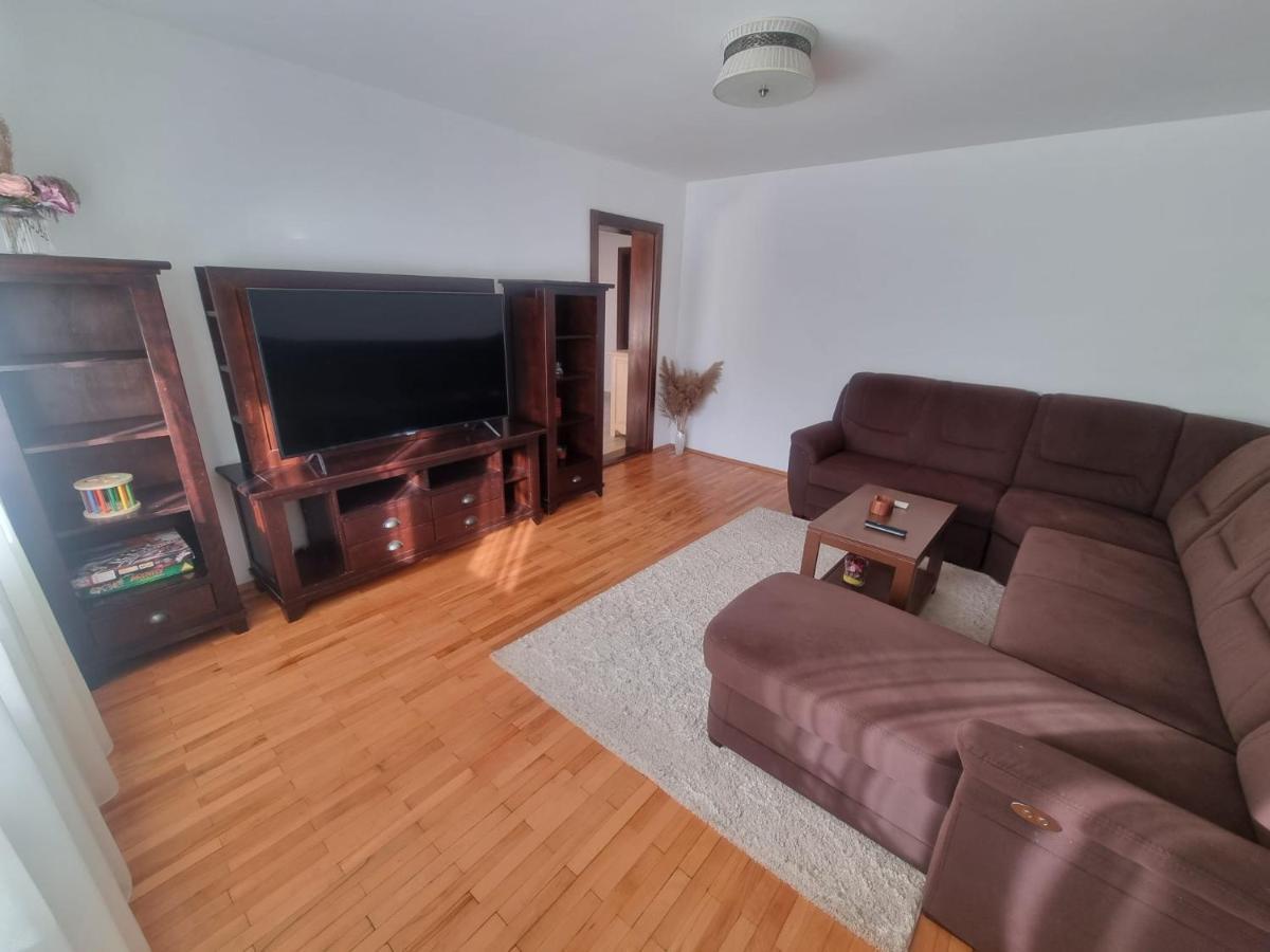 Clasic Apartment Nufarul Gran Varadino Esterno foto
